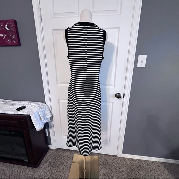 Entro Classic Contrast Black/White Stripe Midi Dress Sleeveless Women’s M, EUC - Picture 5 of 12